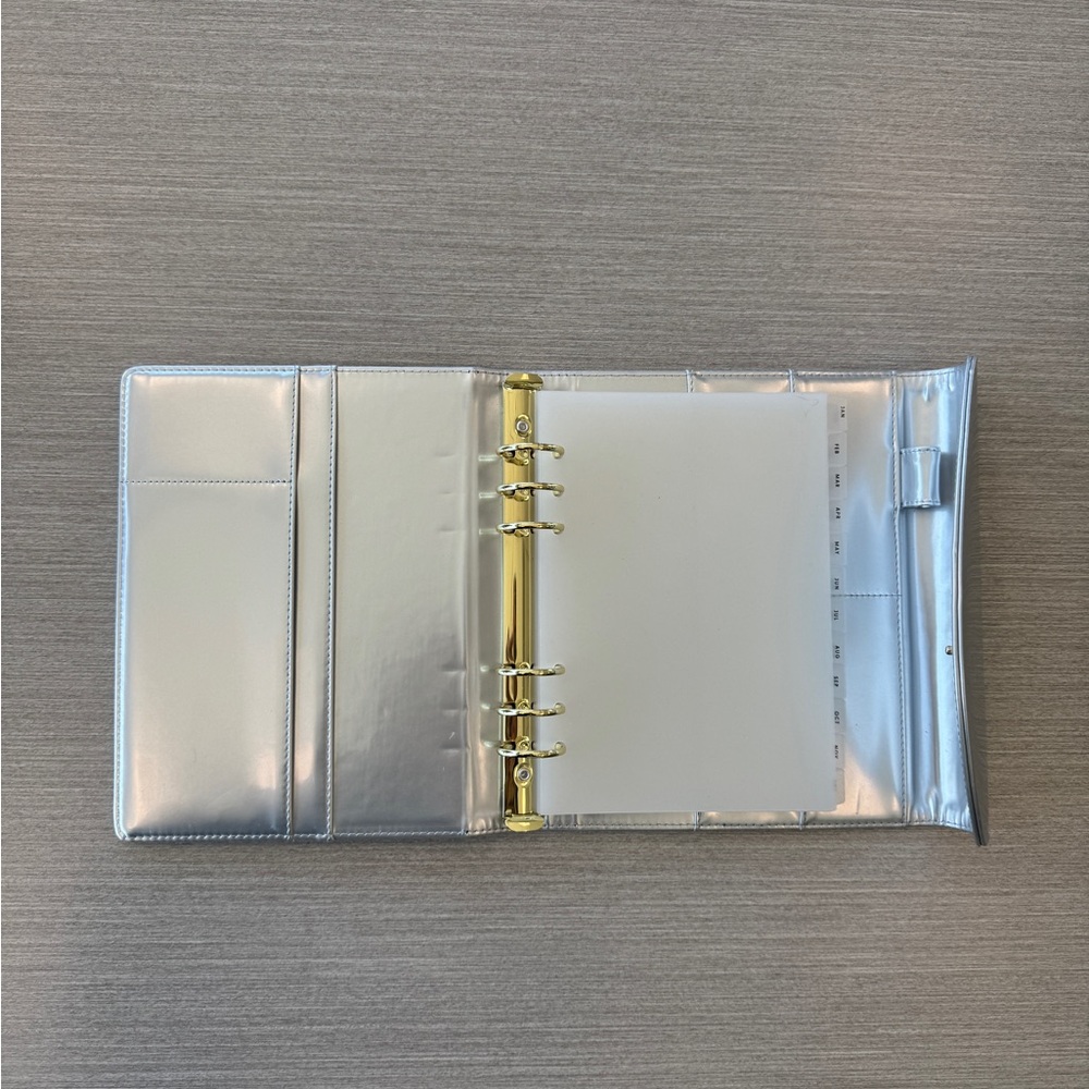STIL Space Silver A5, 6-ring Planner Binder